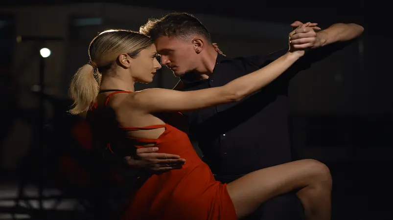 Bachata Sensual Connection Workshop für Anfänger in Düsseldorf bei Silvia